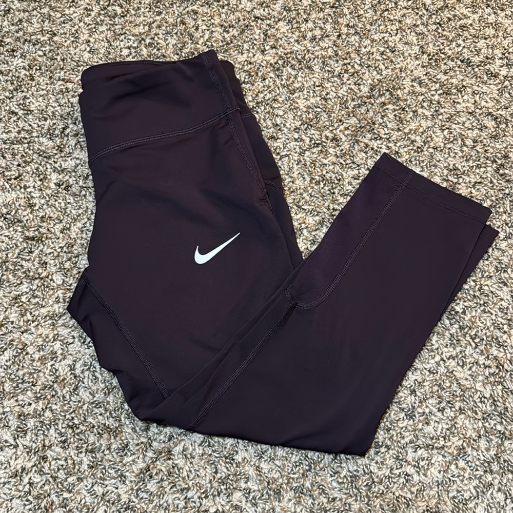 Nike Epic lux Capris - Deep Purple